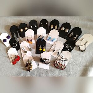 21 PAIRS ASSORTED EARRINGS